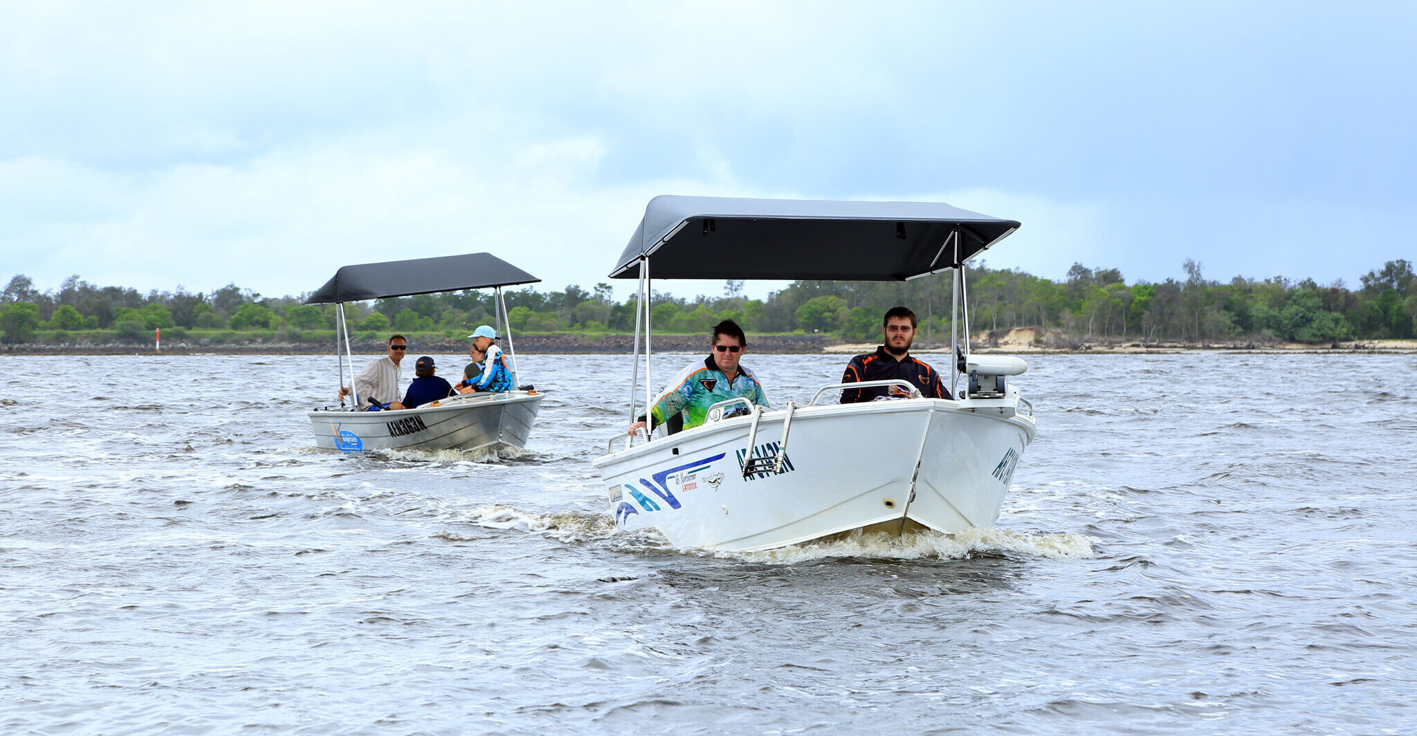 Two boats following Set Up